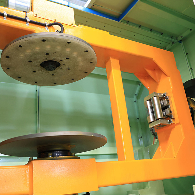 آلة تقطعية صلبة ذكية ZX-5000 ، 1000 دورة في الدقيقة عالية السرعة ، وسبائك من سبيكة التيتانيوم ، ومعالجة الدقة متعددة الطبقات