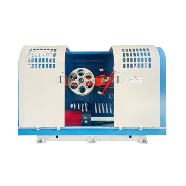 آلة التدريب عالية السرعة المعتمدة CE - 800 دورة في الدقيقة لكابلات الطاقة والغواصة مع التحكم في التوتر التلقائي