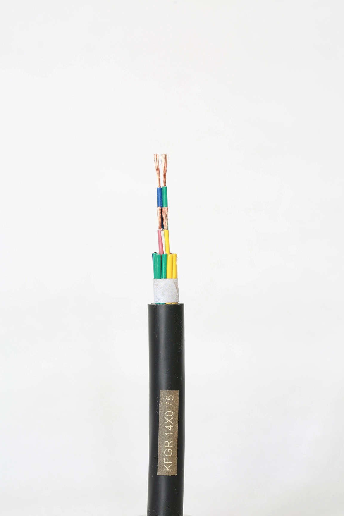 ما هو رمز اللون لحبل الطاقة 3 سلك؟