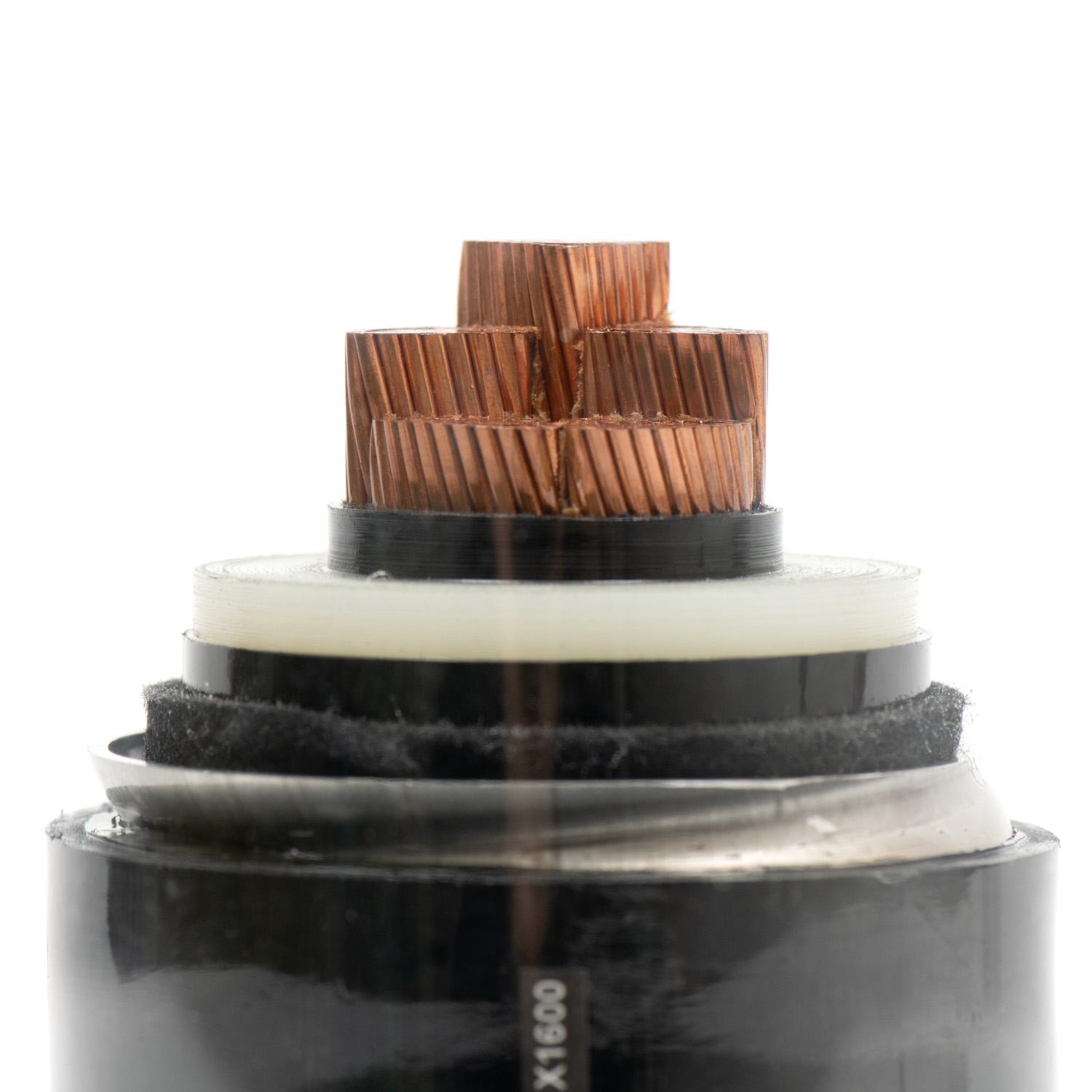 ما هي الأنواع الثلاثة من كابلات الطاقة؟